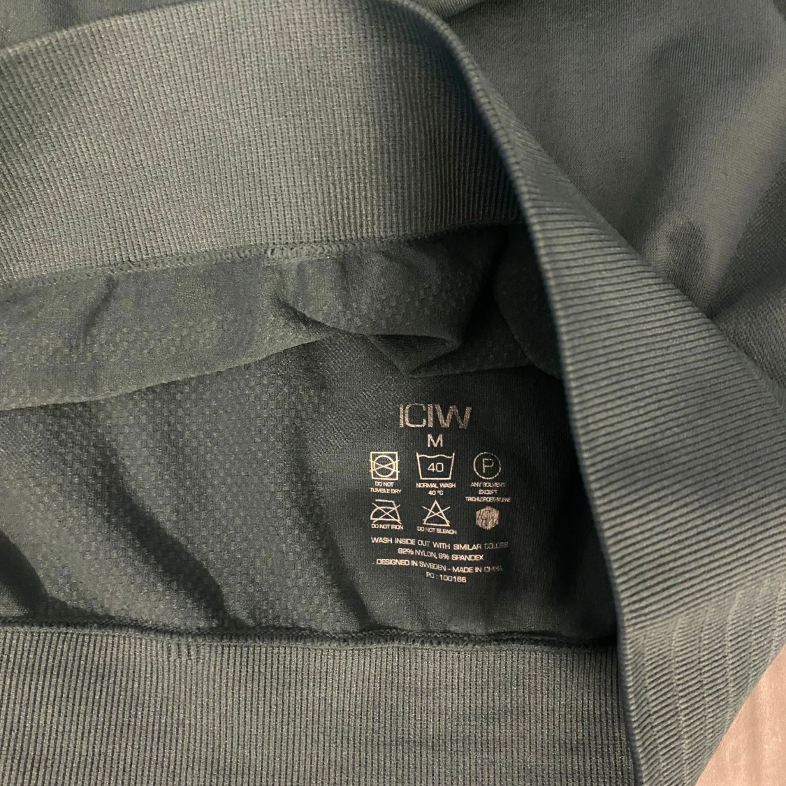 Grön croppad tröja från ICANIWILL - 91