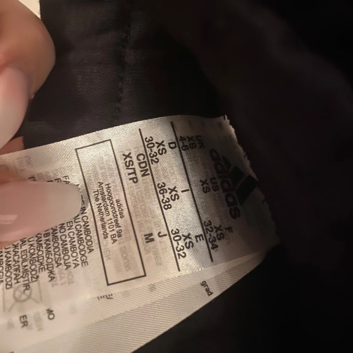 Svarta träningsbyxor från Adidas - 92