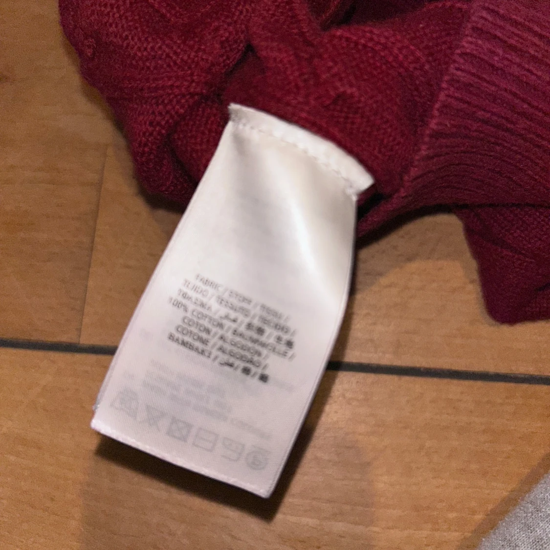 Röd stickad tröja från Gant - 93