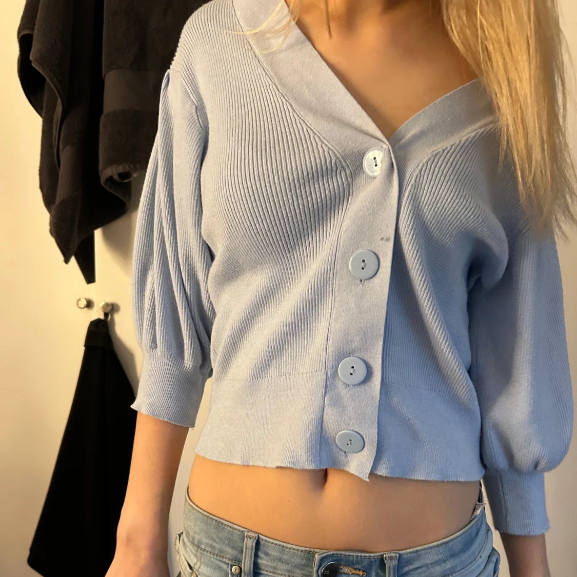 Ljusblå ribbad kofta - 1