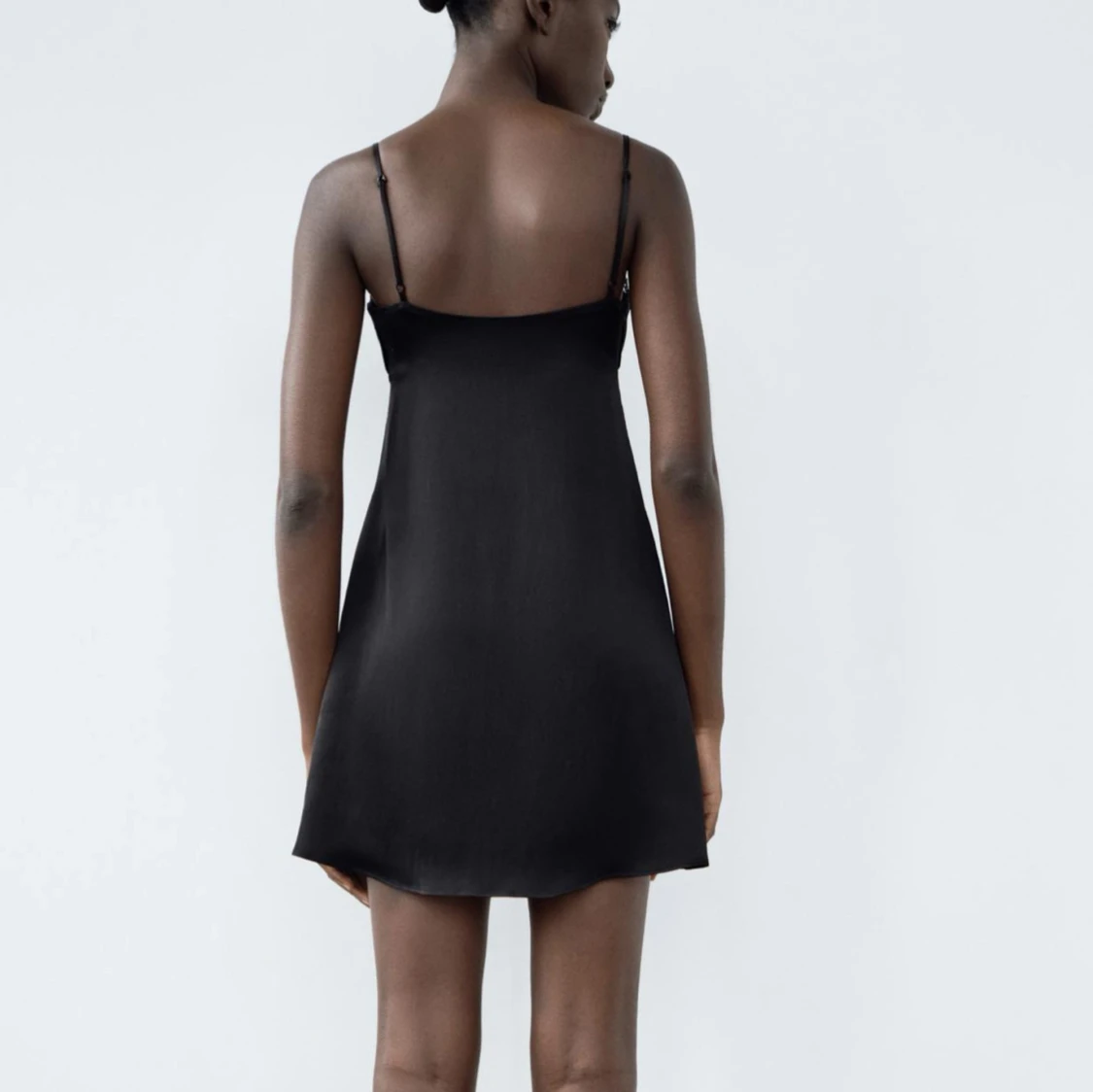 Svart zara klänning - 2