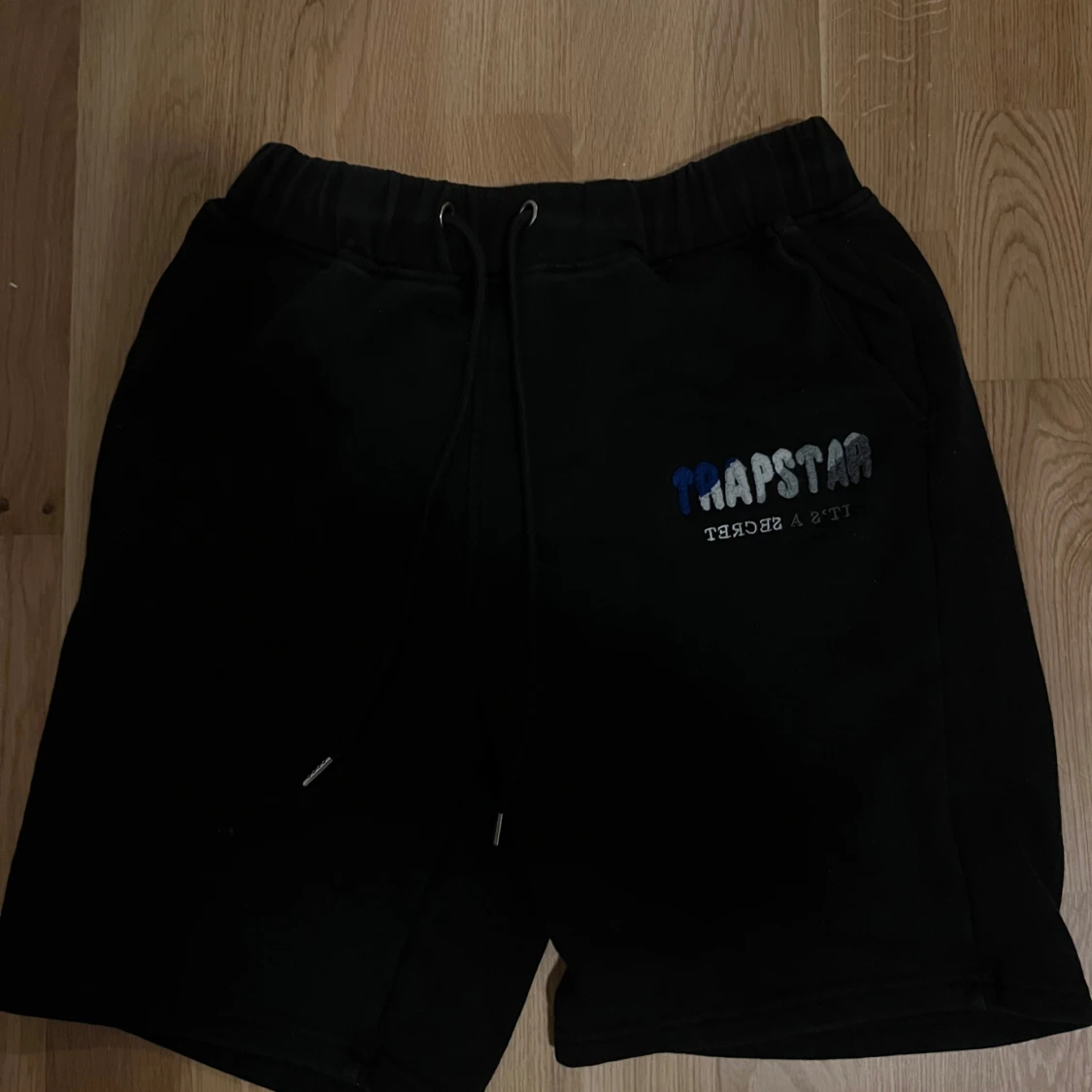 Svart Trapstar sett - 1