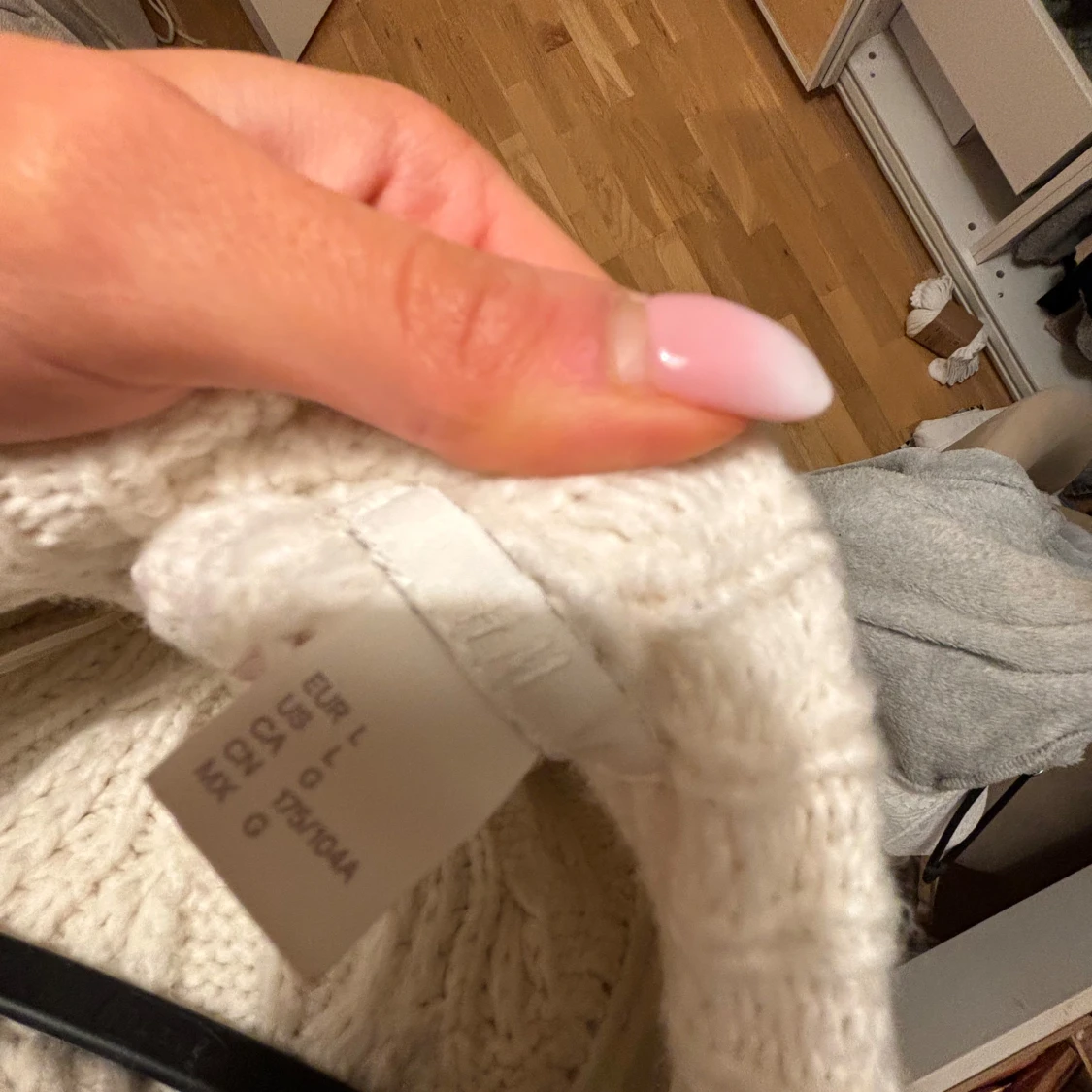 Vit kabelstickad tröja från hm - 1