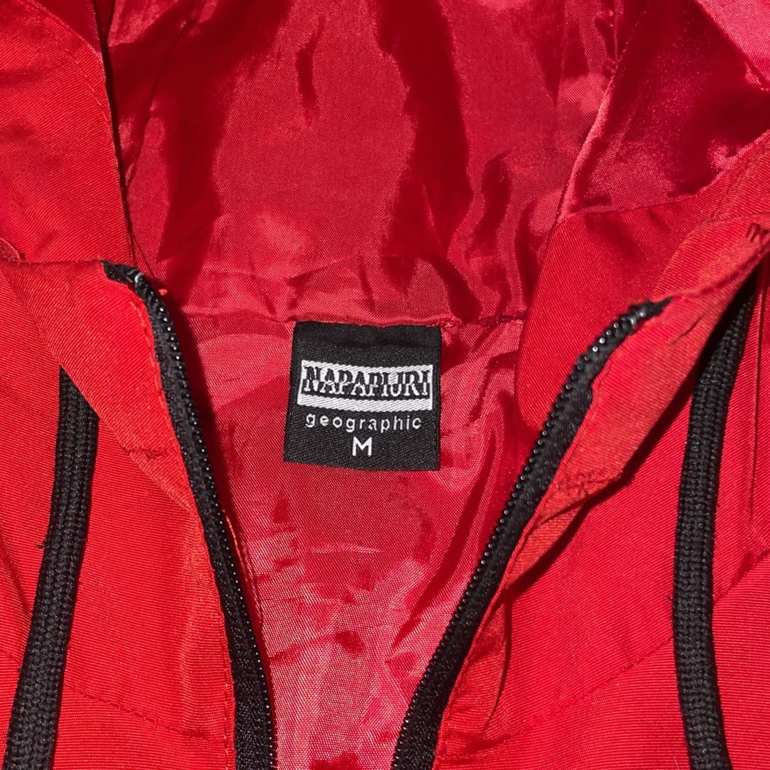 Röd vindjacka från Napapijri - 2