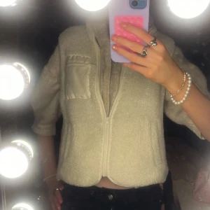 Beige teddyväst  - Fin beige teddyväst💕💕