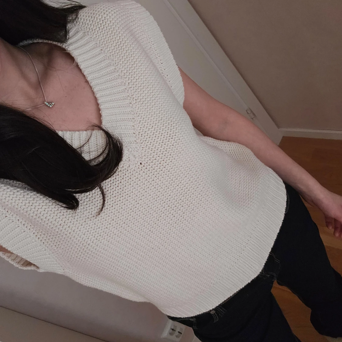 Cream stickad väst lindex