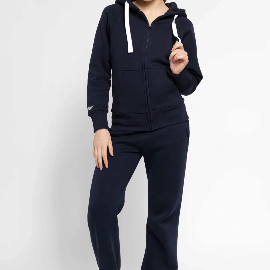 Mörkblå hoodie med dragkedja