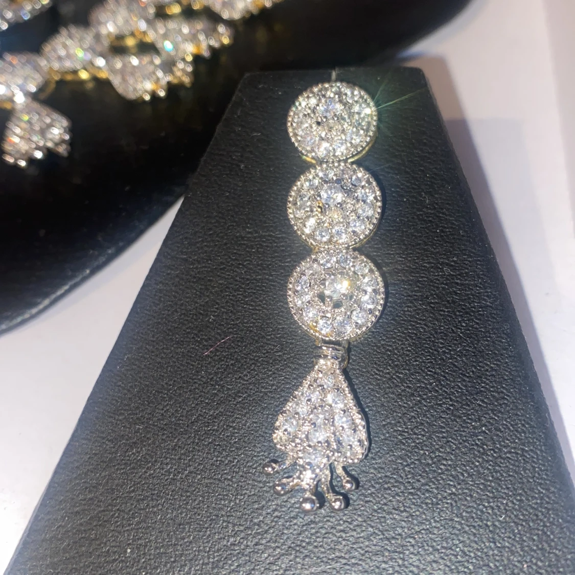 Glittrande smyckeset i guld och silver - 2