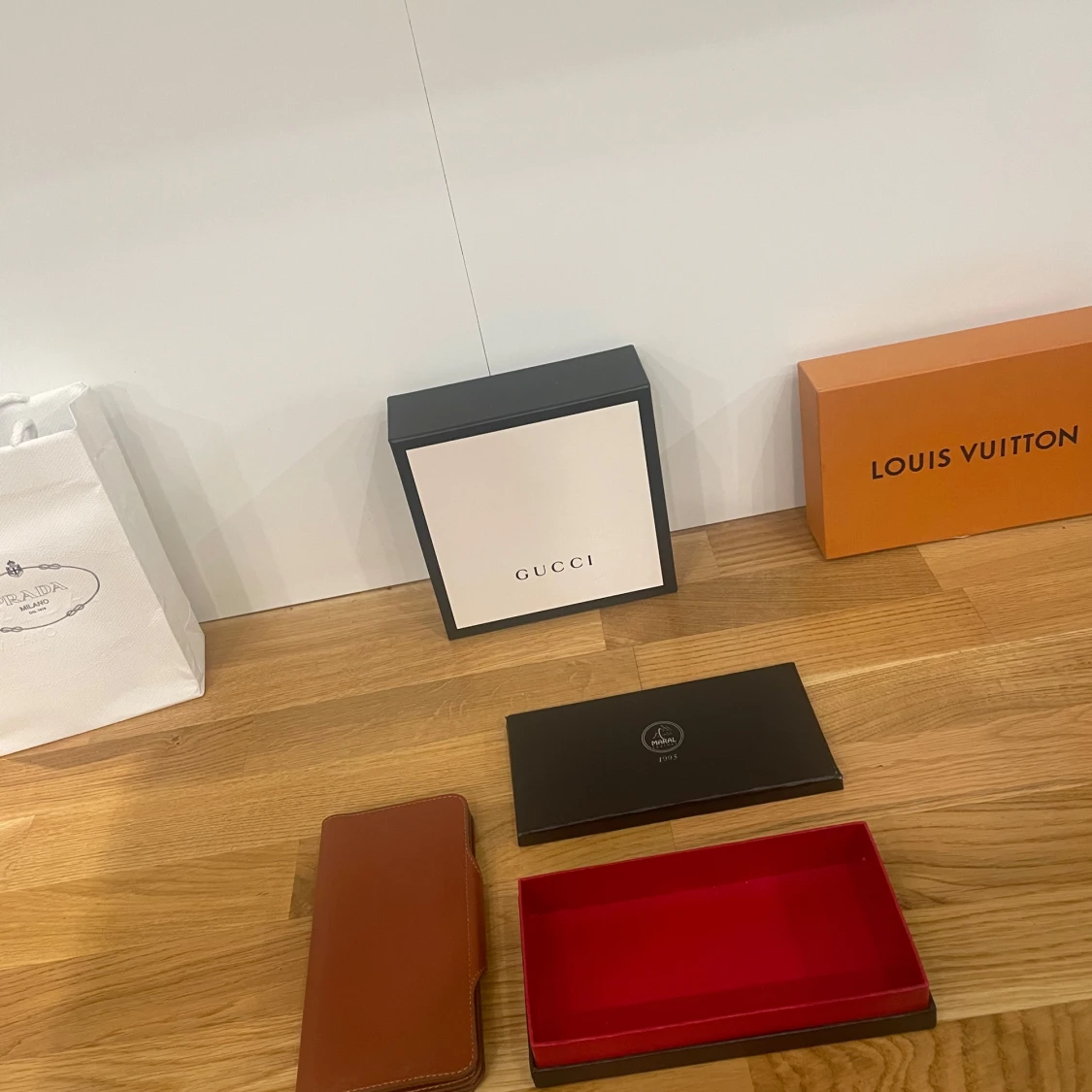 Brun plånbok i skinn - 91