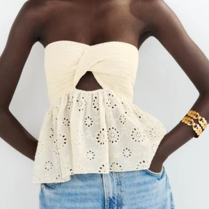 Topp från Zara - Topp från Zara i storlek S. Jättefint skick, inga defekter.