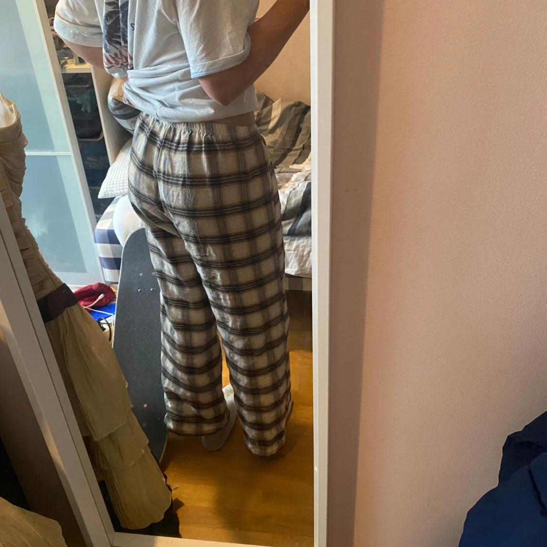 Rutig byxa i beige och svart - 91
