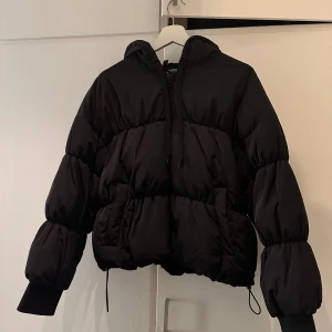 Jacka från H&M - Jacka från H&M, storlek M