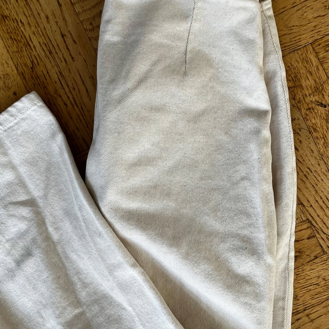 Vita byxor med snörning - 92