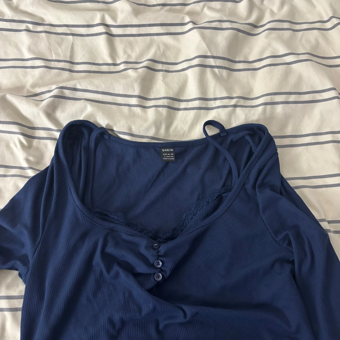 Mörkblå ribbad topp från Shein