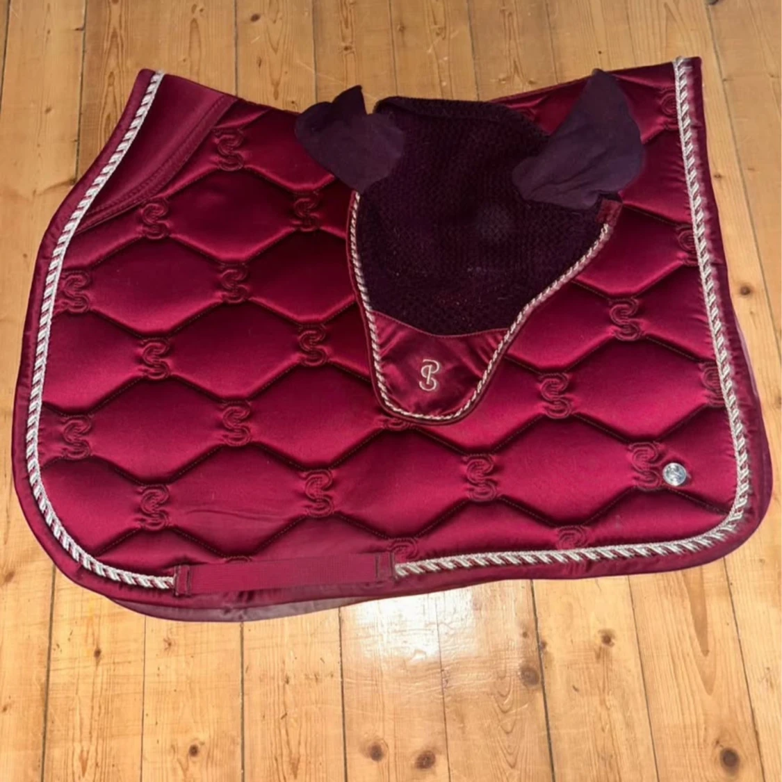 Vinrött hopp set från PS of Sweden - 91