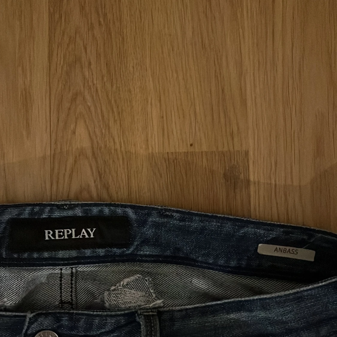 Blå Anbass Replay jeans med slitningar - 2