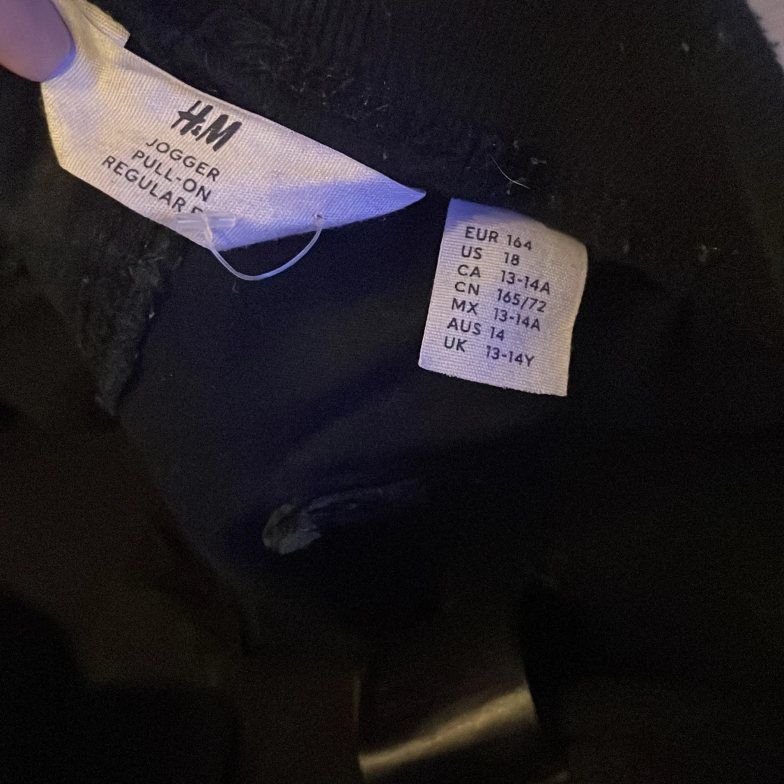 Svarta cargobyxor från H&M - 91