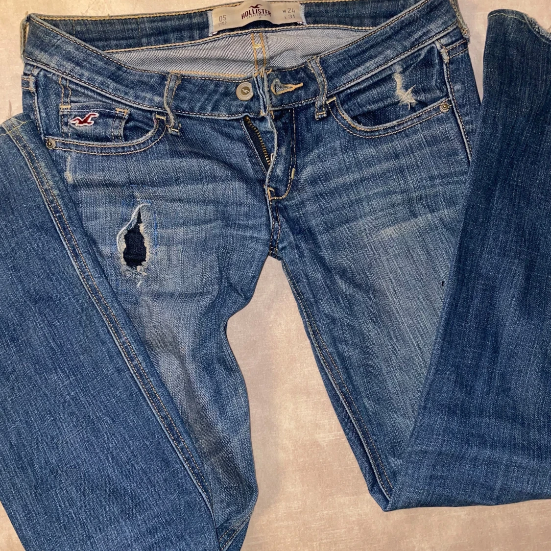 Blå jeans från Hollister - 1