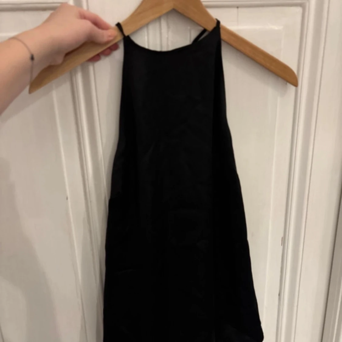 Svart axelbandslös topp - 90