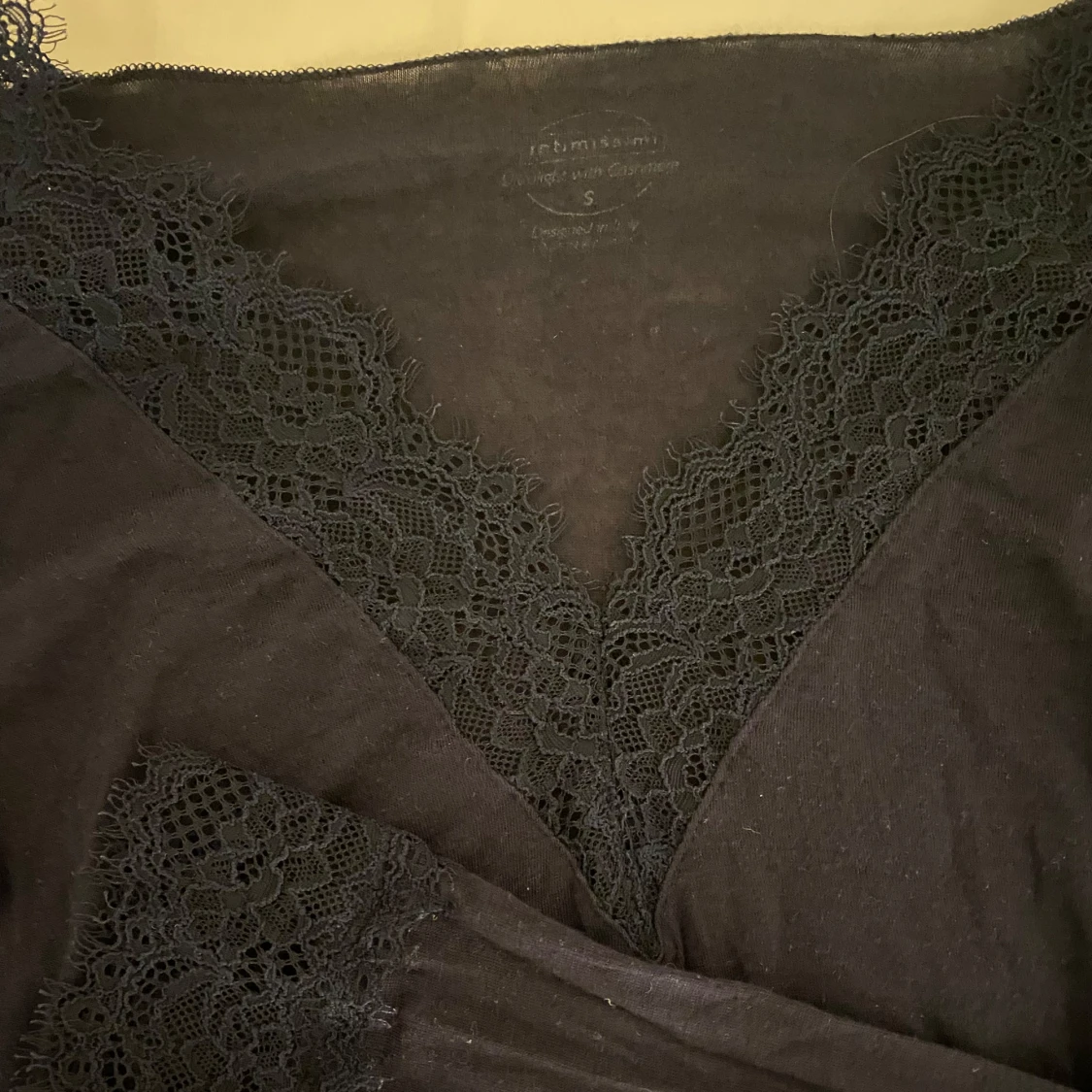 Mörk blå långärmad topp från Intimissimi - 2