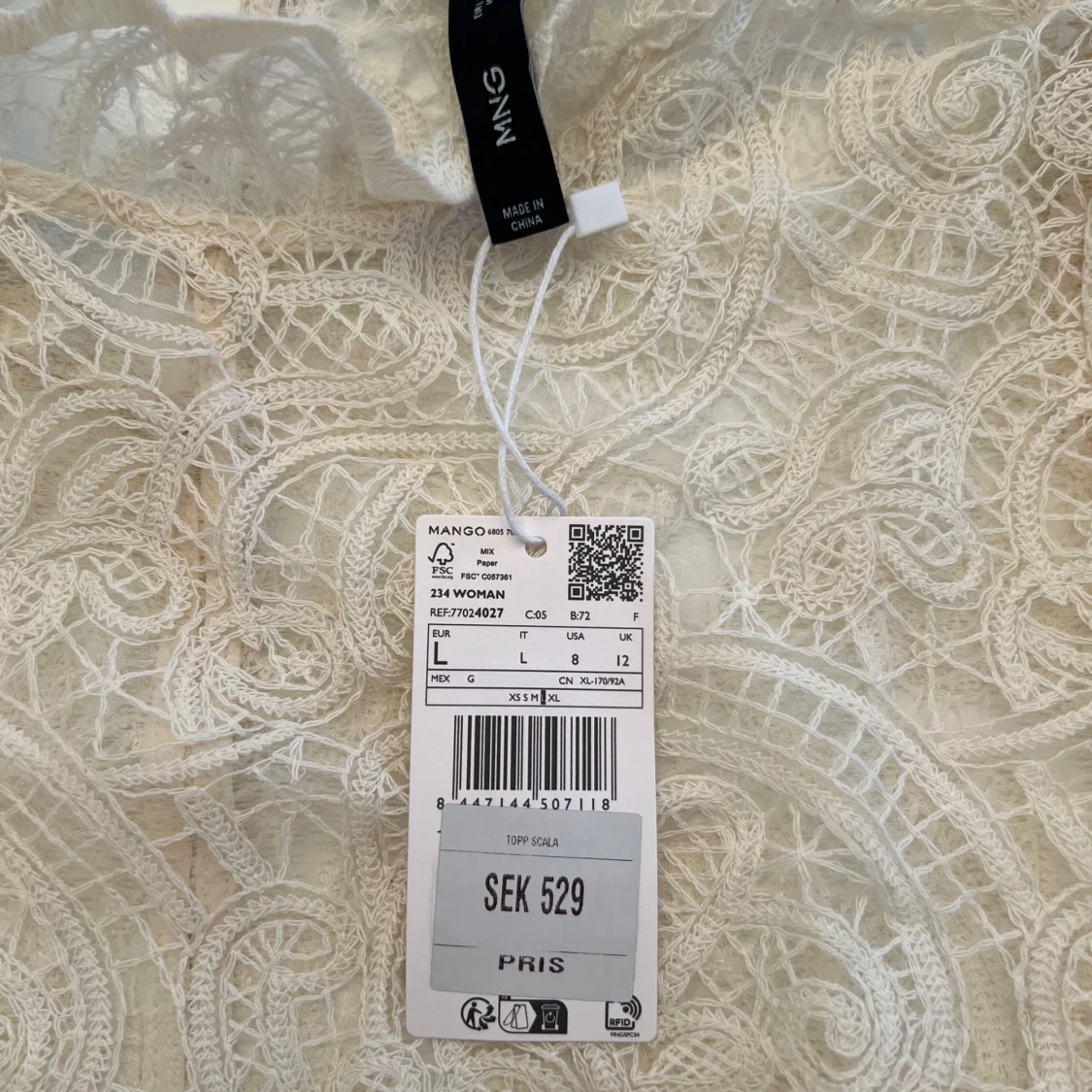 Vit spetsblus från Mango - 90