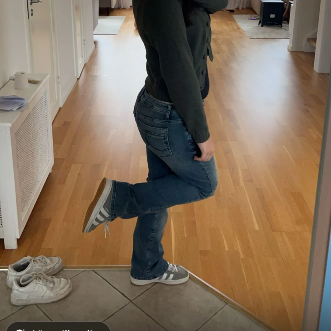 Blå bootcut jeans - 1