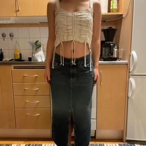 Top Urban Outfitters - Fint skick  och använt fåtal gånger!