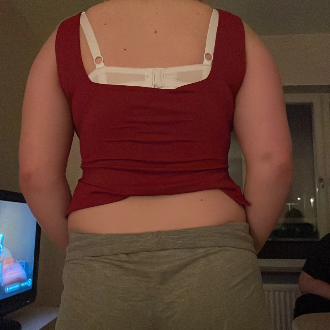 Röd ärmlös topp - 90