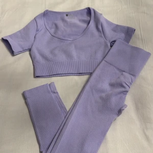 Ljuslila träningsset  - Aldrig använda 