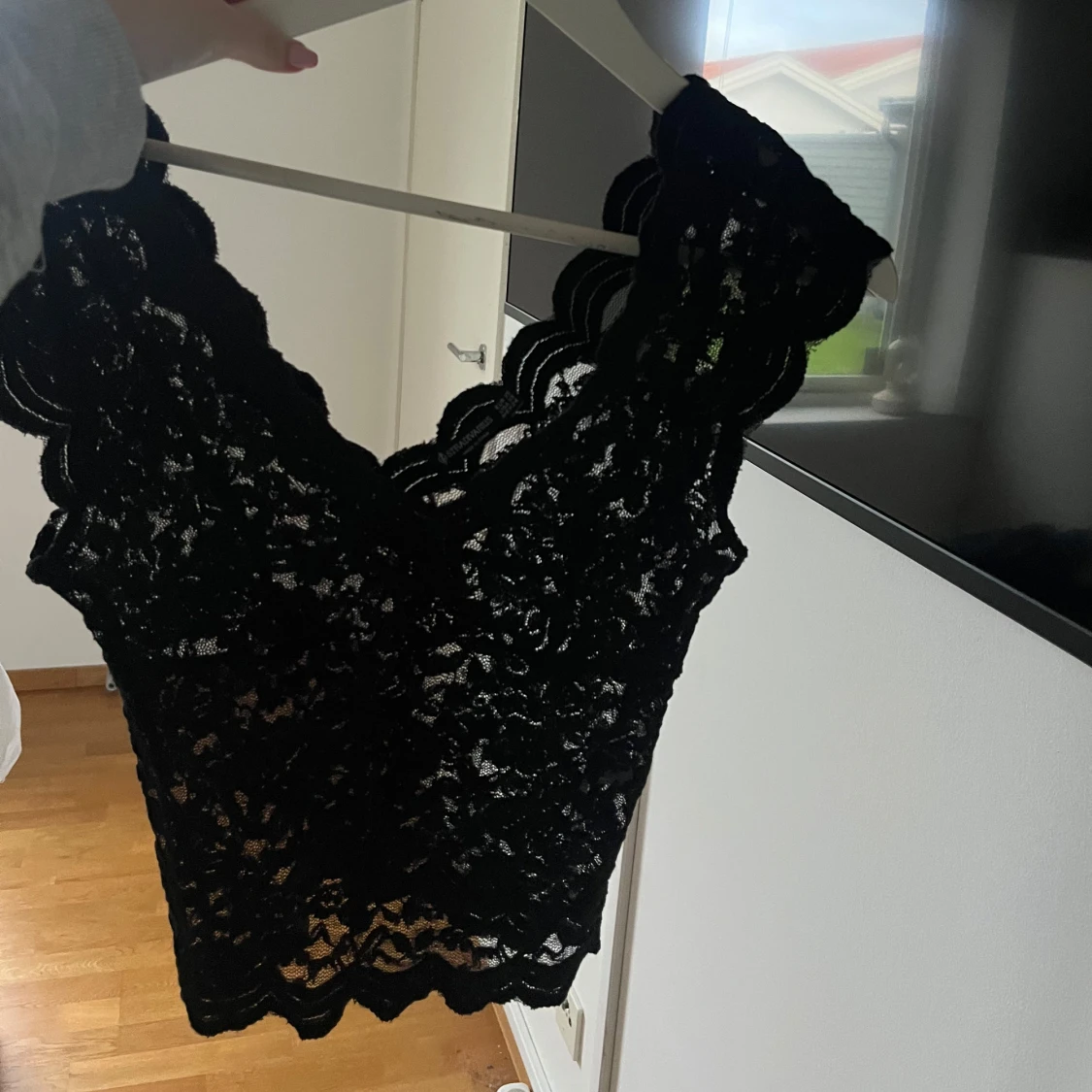 Svart spetslinne från Stradivarius - 90