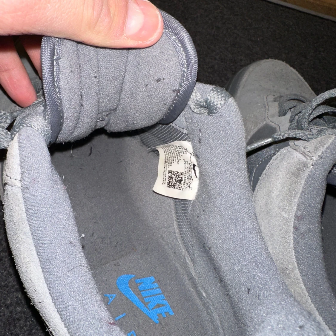 Nike Air Force 1 LowCut Out Swoosh Grey (vintage)