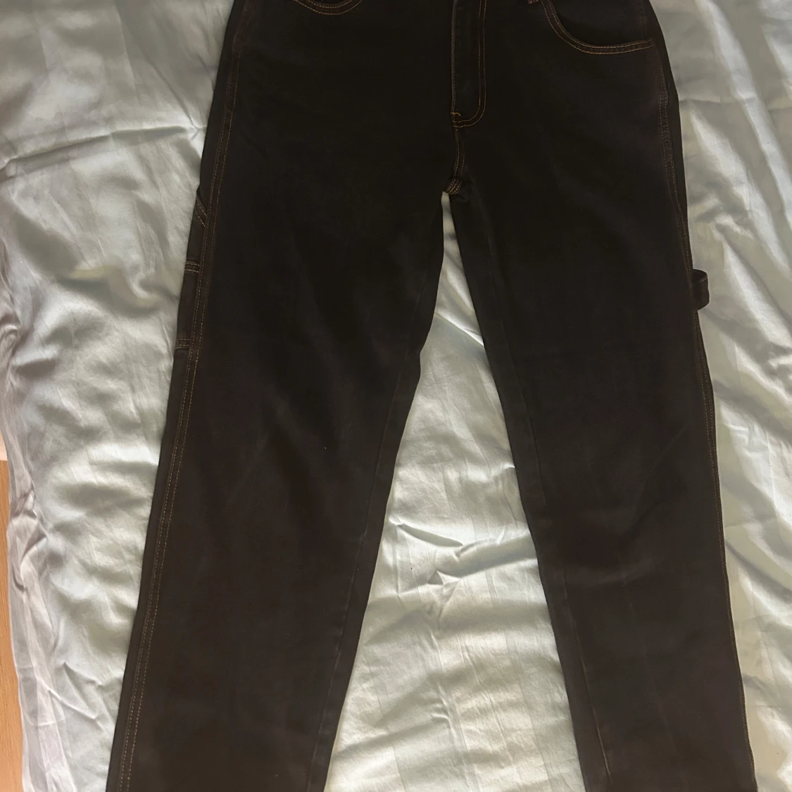 Svarta jeans med kontrastsömmar - 90