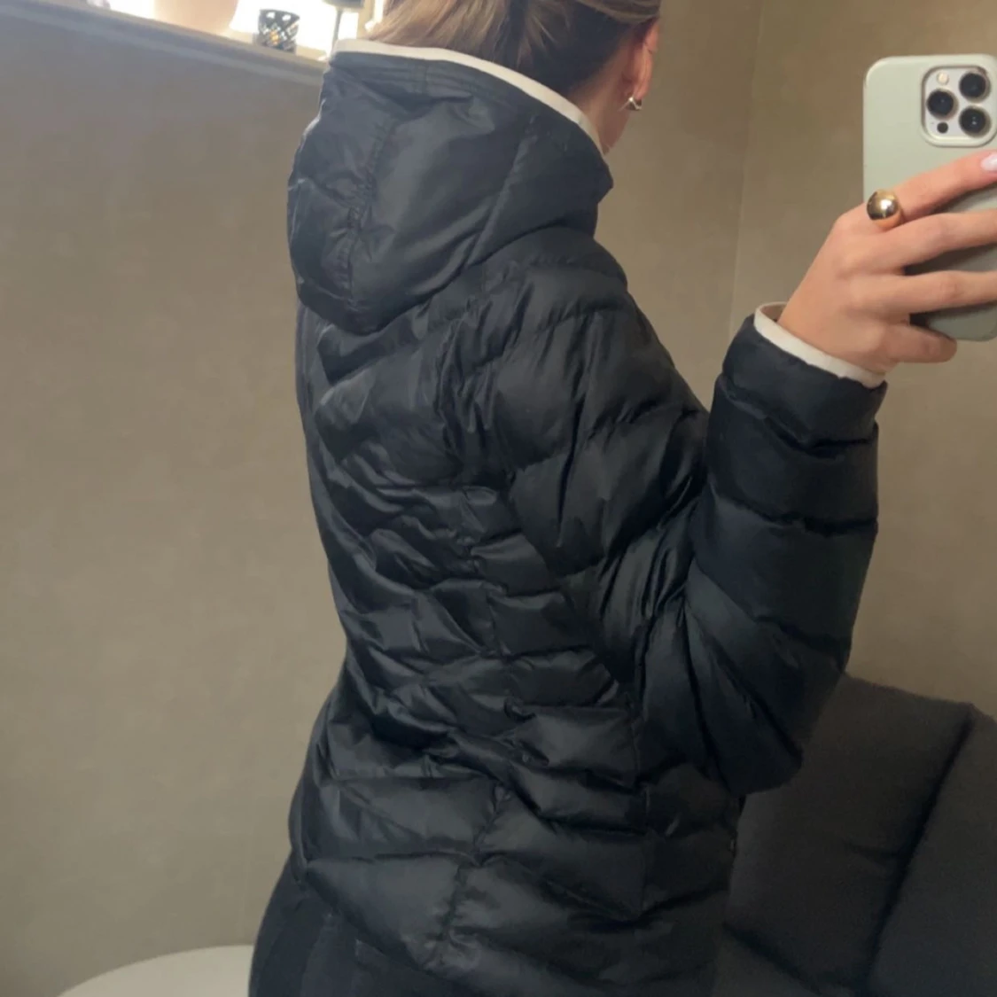 Svart dunjacka från Adidas - 1