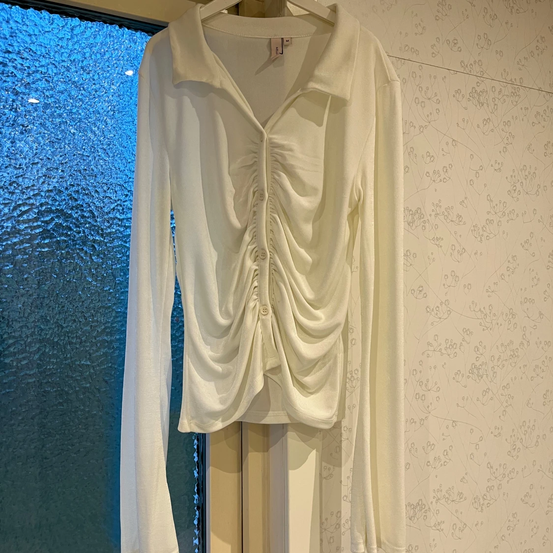 Vit långärmad topp från Nelly - 1