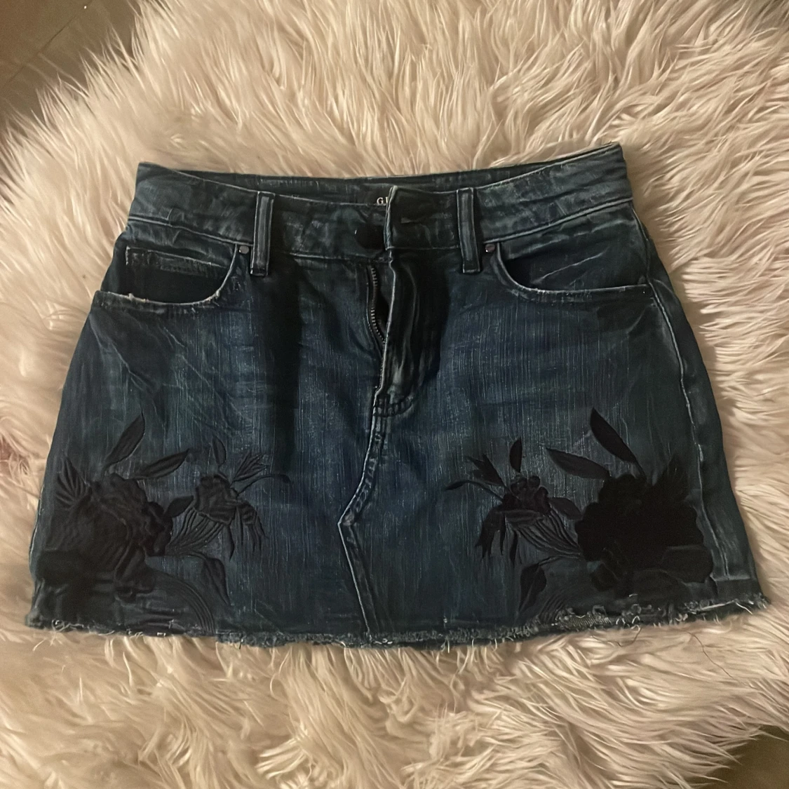 Jeanskjol från Guess ÄKTA❤️