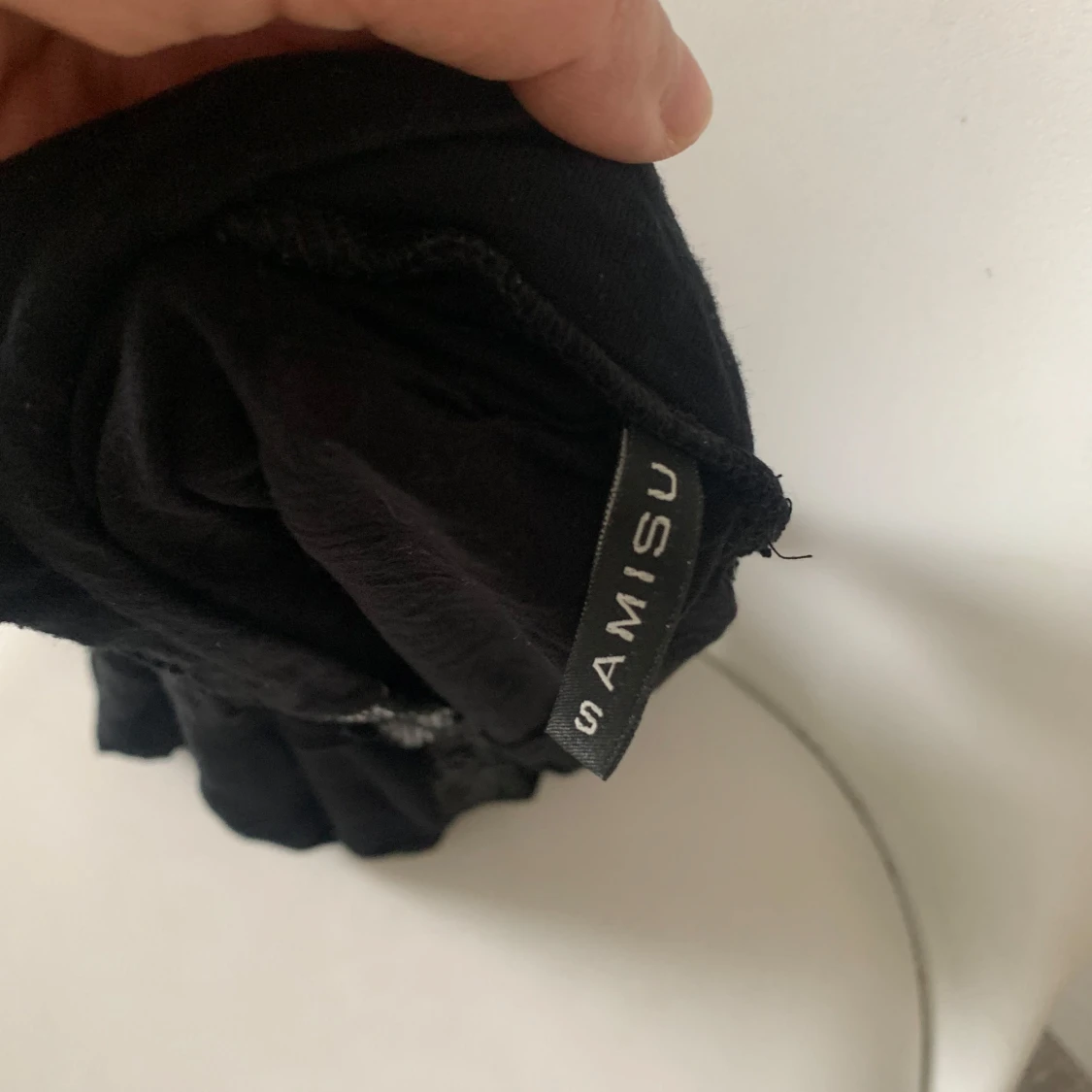 Svart ärmlös topp från Amisu - 2