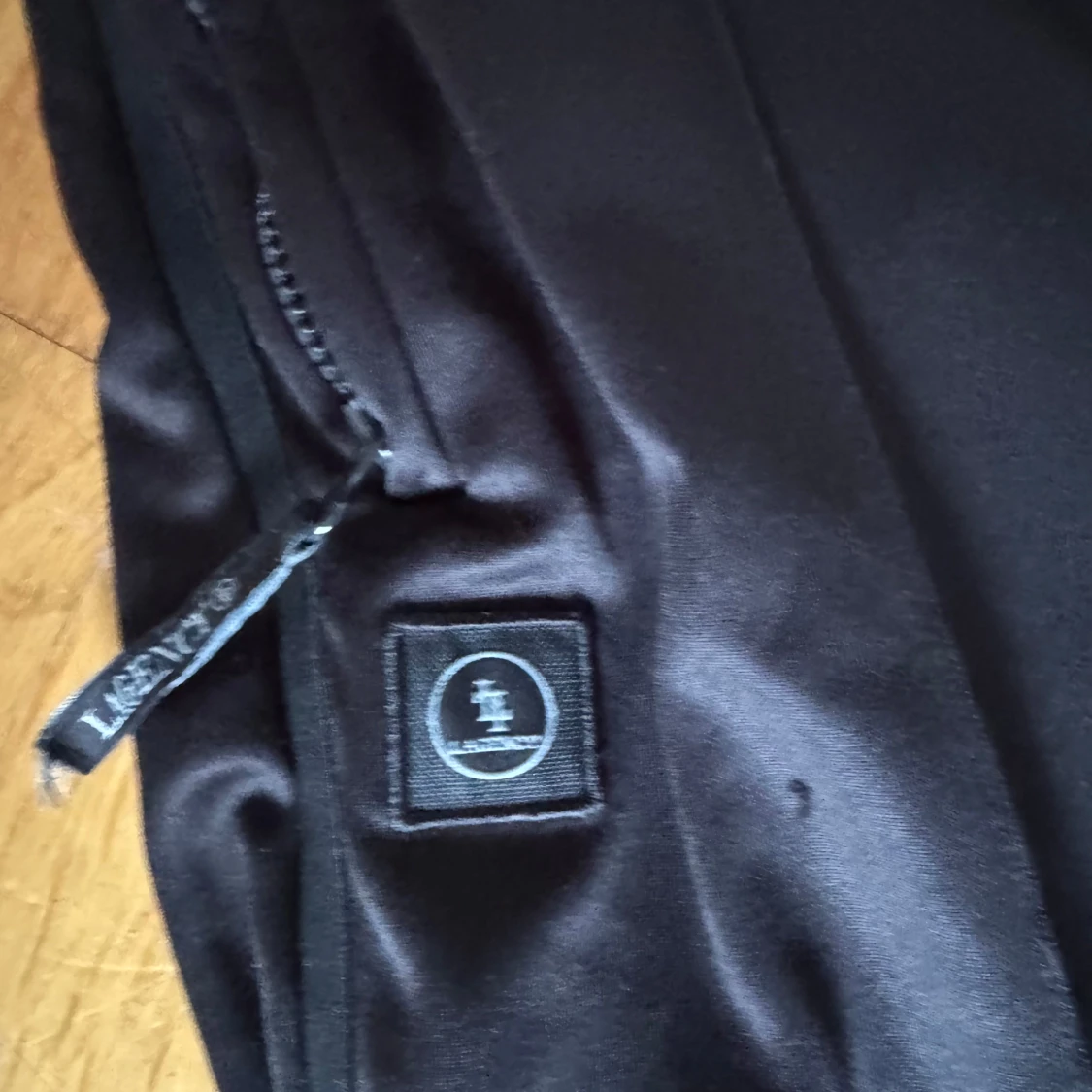 Svarta byxor från L'Agence - 1