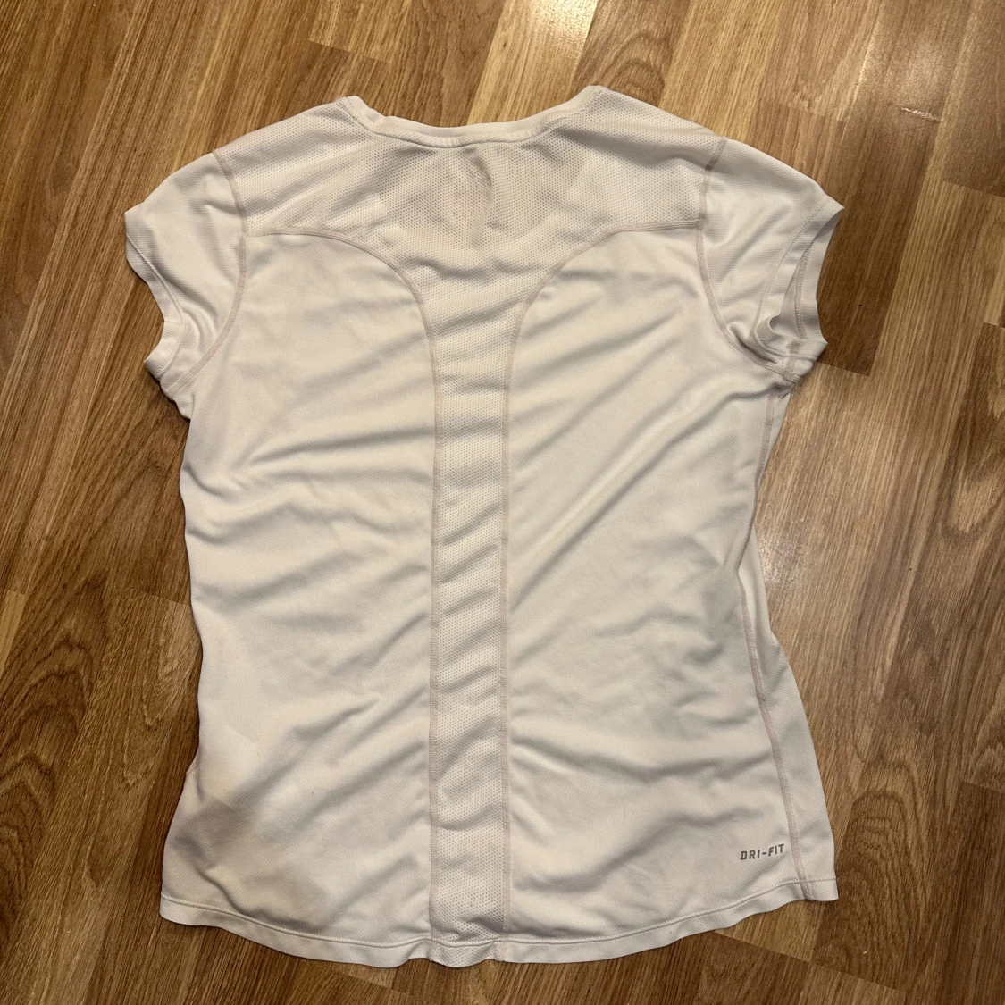 Vit Dri-FIT träningstopp från Nike - 90