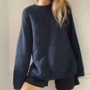 Sweather  - Sweather - M  Frakt tillkommer 