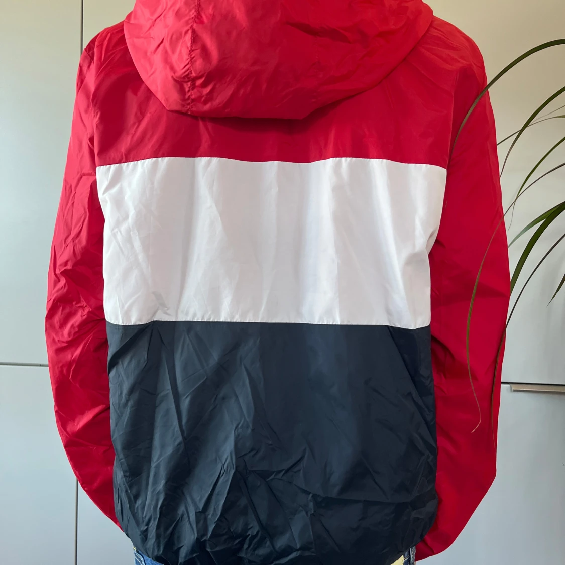 Windbreaker - 90