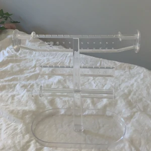 Smyckesställ - Genomskinlig plast