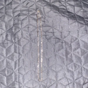 Silver halsband  - 925 silver  Riktigt bra skick  Runt 20 - 25 cm 