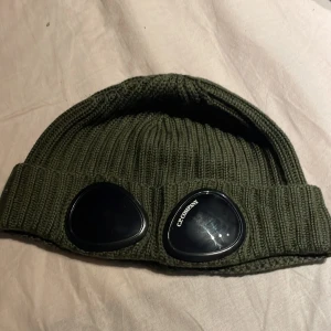 Cp commany mössa - Helt ok skick använt en del 