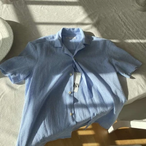 Zara Piké tröja  - Zara oanvänd Piké tröja Size s