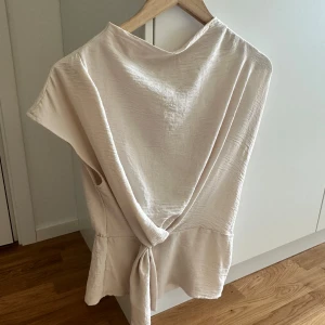 Blus bohoo - Storlek s, använd ca 2 gånger 