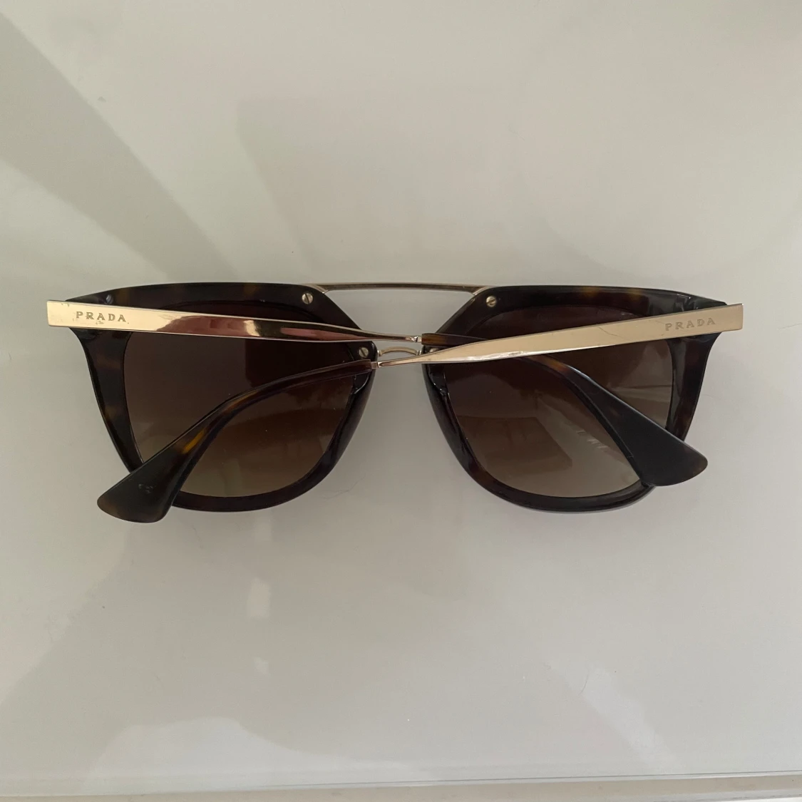 Solglasögon Prada - 90