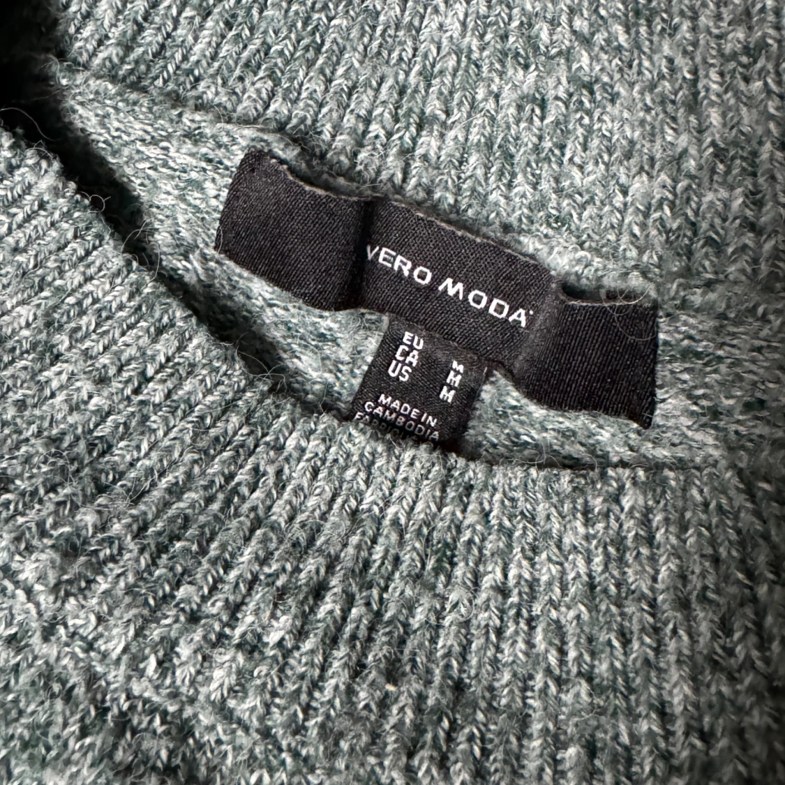 Grön stickad tröja från Vero Moda - 1