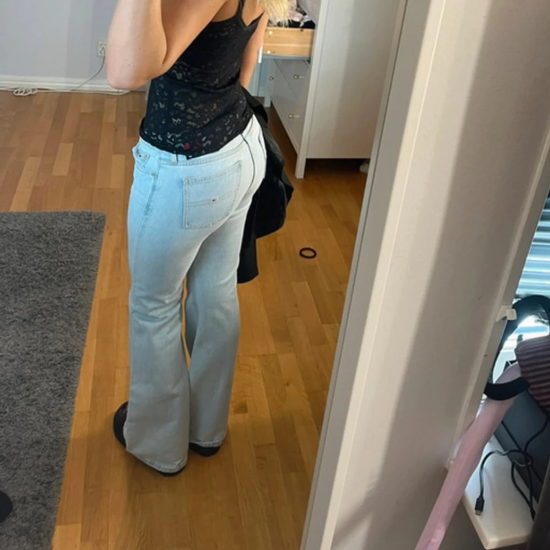 Lågmidjade ljusblå jeans