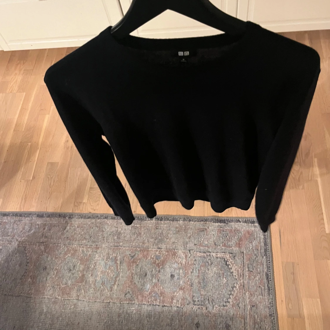 Svart tröja från Uniqlo - 91