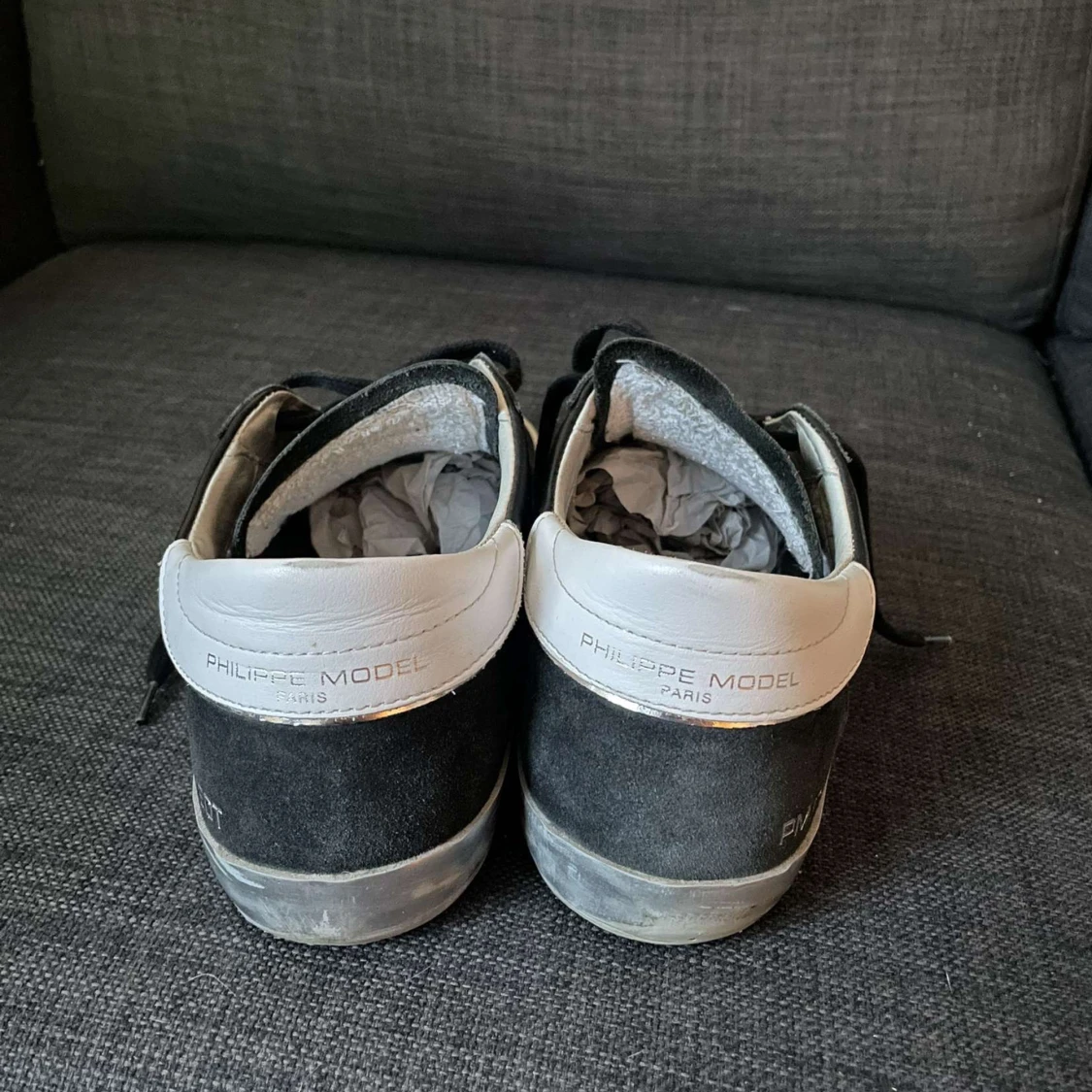 Svarta sneakers från Philippe Model - 90